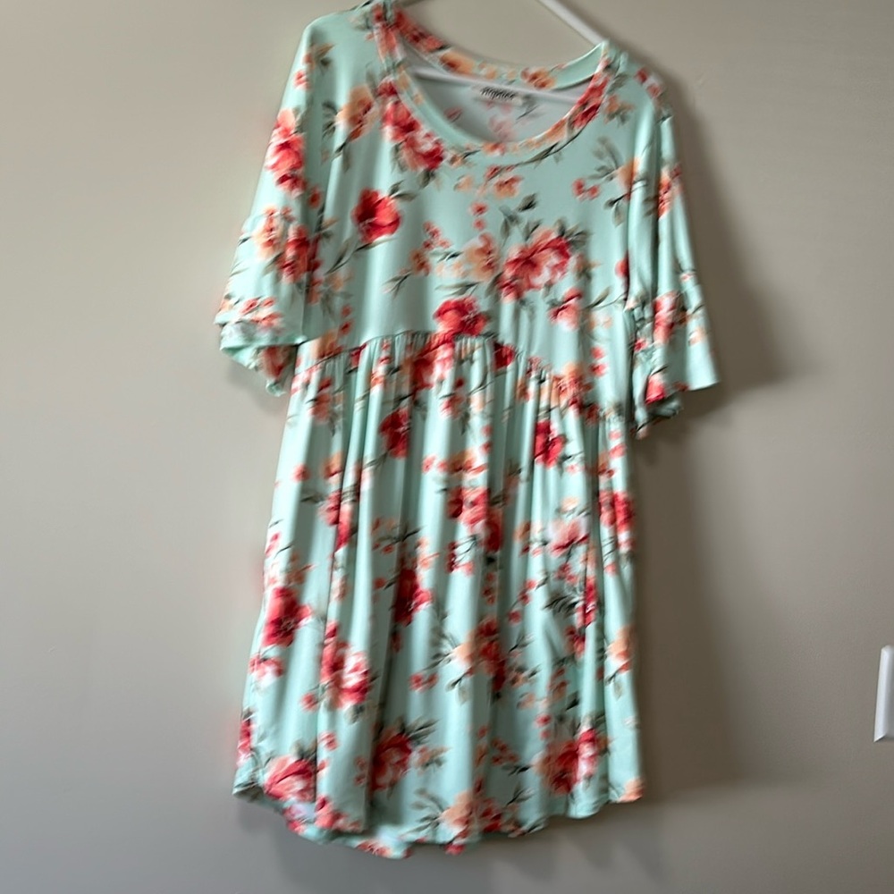Haptics short dress. Small